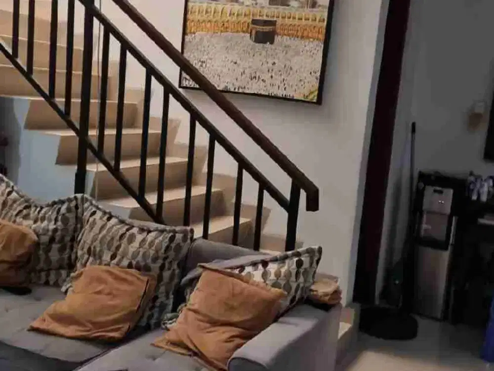 Hunian asri nyaman di cluster Area legoso Ciputat timur