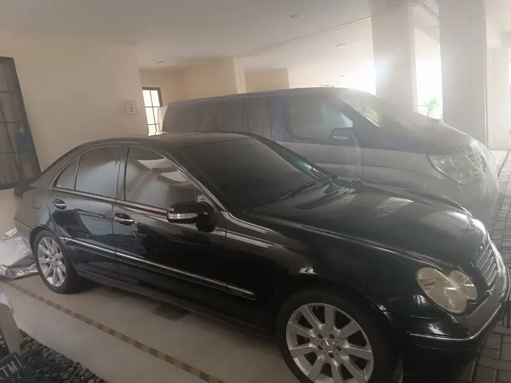 Mercedes Benz w 203 c240  2003