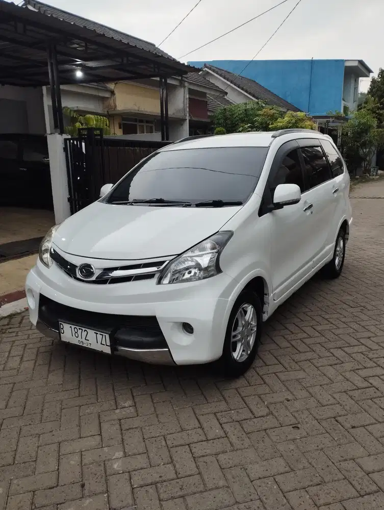 Daihatsu Xenia R Ativo 1.3 AT 2012