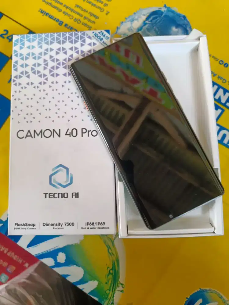Tecno Camon 40 Pro 5G 8+8/256GB Fullset ( Garansi September 2026 )