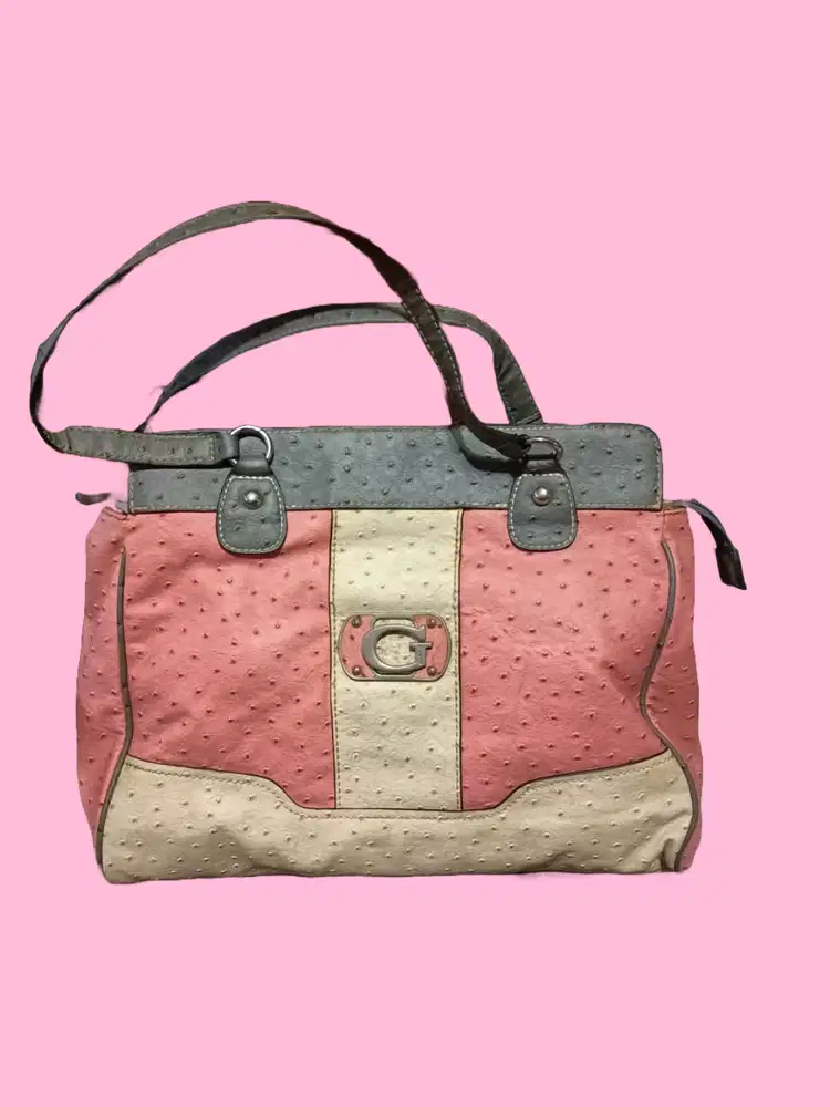 Tas merk Guess tipe shoulder bag