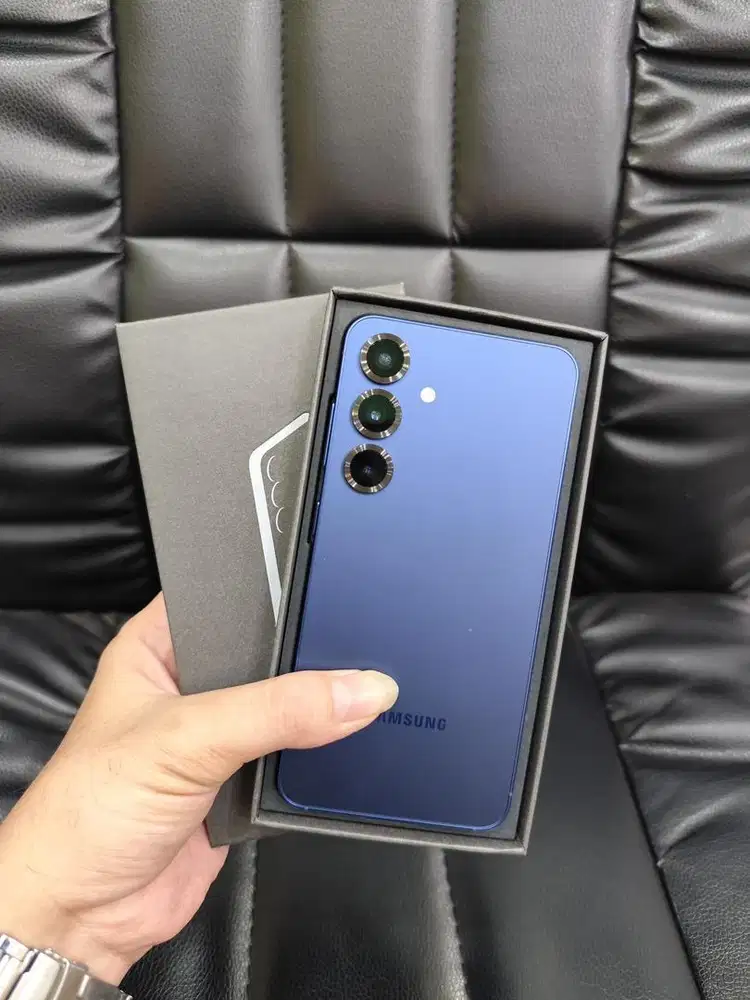 Samsung s 25 12/256 like new