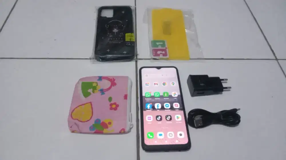 Redmi A2 ( 2023 )

Ram 5gb (3gb+2gb) Rom 32gb Black Edition