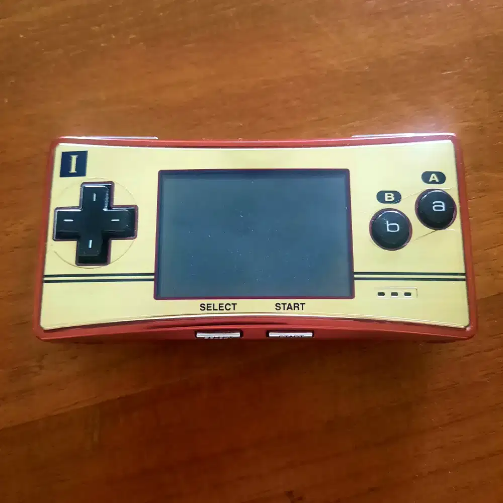 - WTS Gameboy Micro 20th Anniversary Limited Edition (Second)