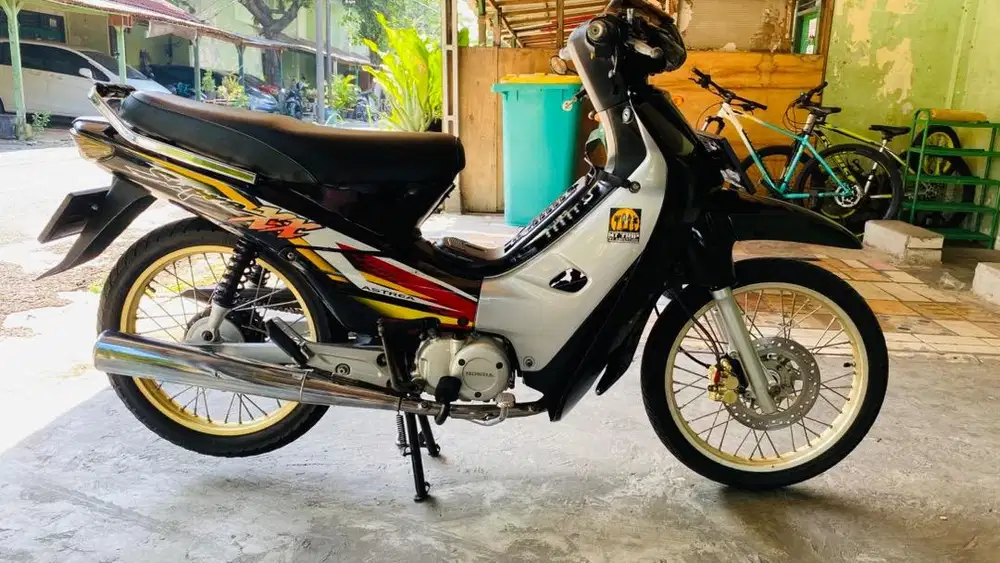 Honda Supra XX ( Doble X )