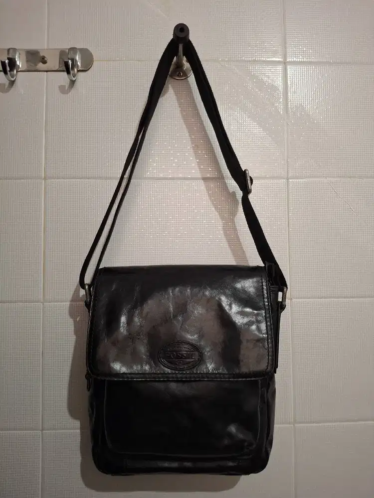 Fossil Men Shoulder Leather Bag, black