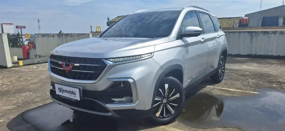 DP RENDAH Wuling Almaz 1.5 Exclusive 5-Seater Bensin-AT 2019 PKQ