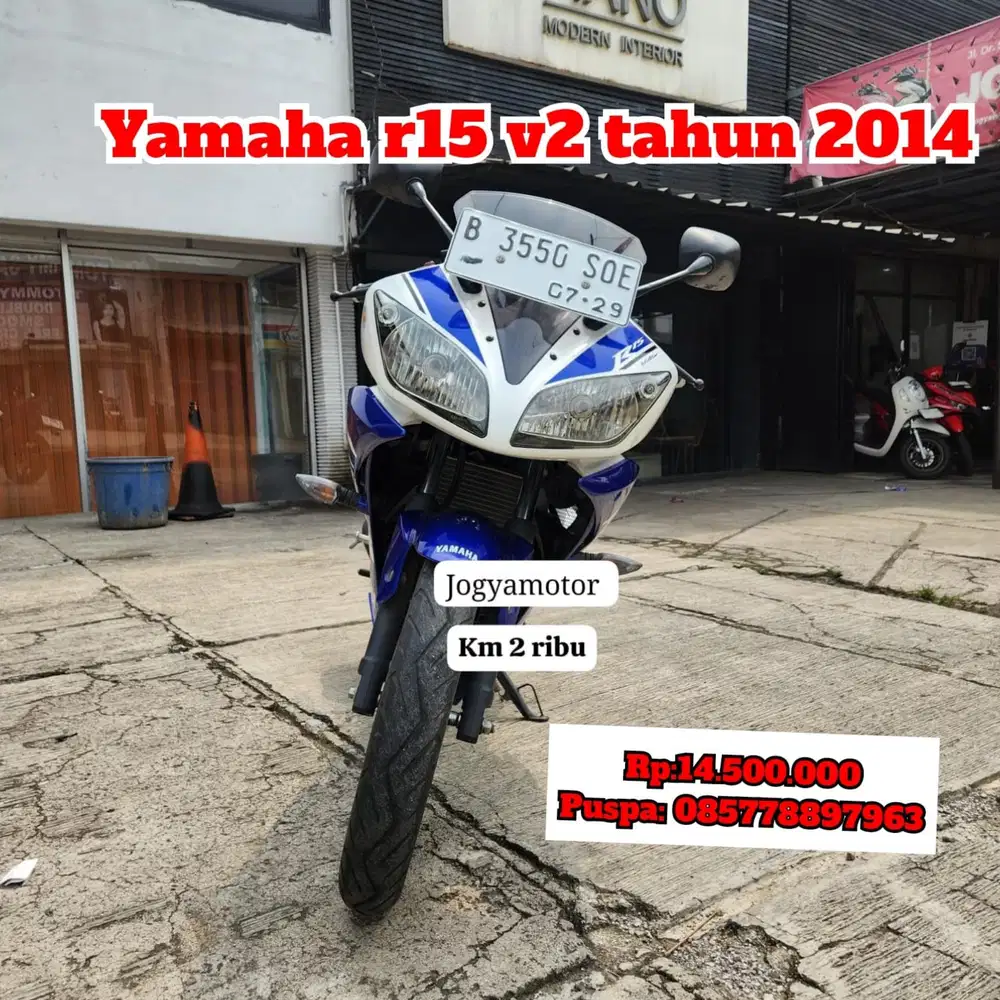 (B) Yamaha r15 v2 km low 2014