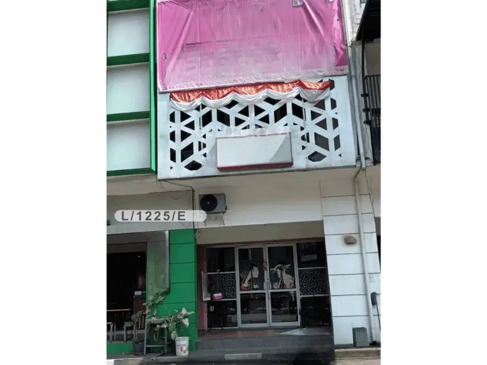 Ruka 3 Setengah Lantai Siap Pakai Strategis Paskal Kota Bandung