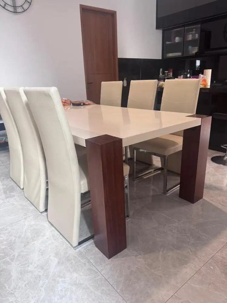 meja makan informa 6 seater