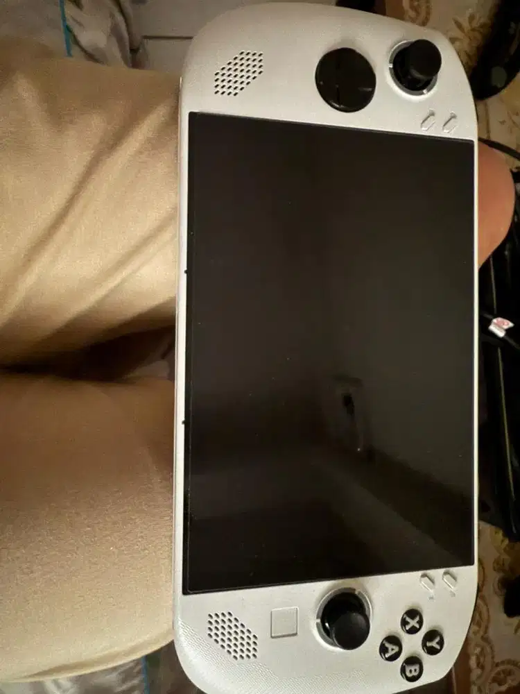 Dijual LEGION GO S RYZEN Z2 1TB GLACIER WHITE