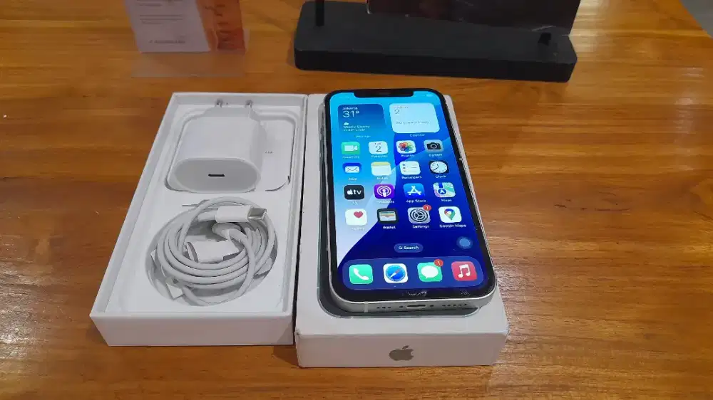 Iphone 12 termurah di jakarta