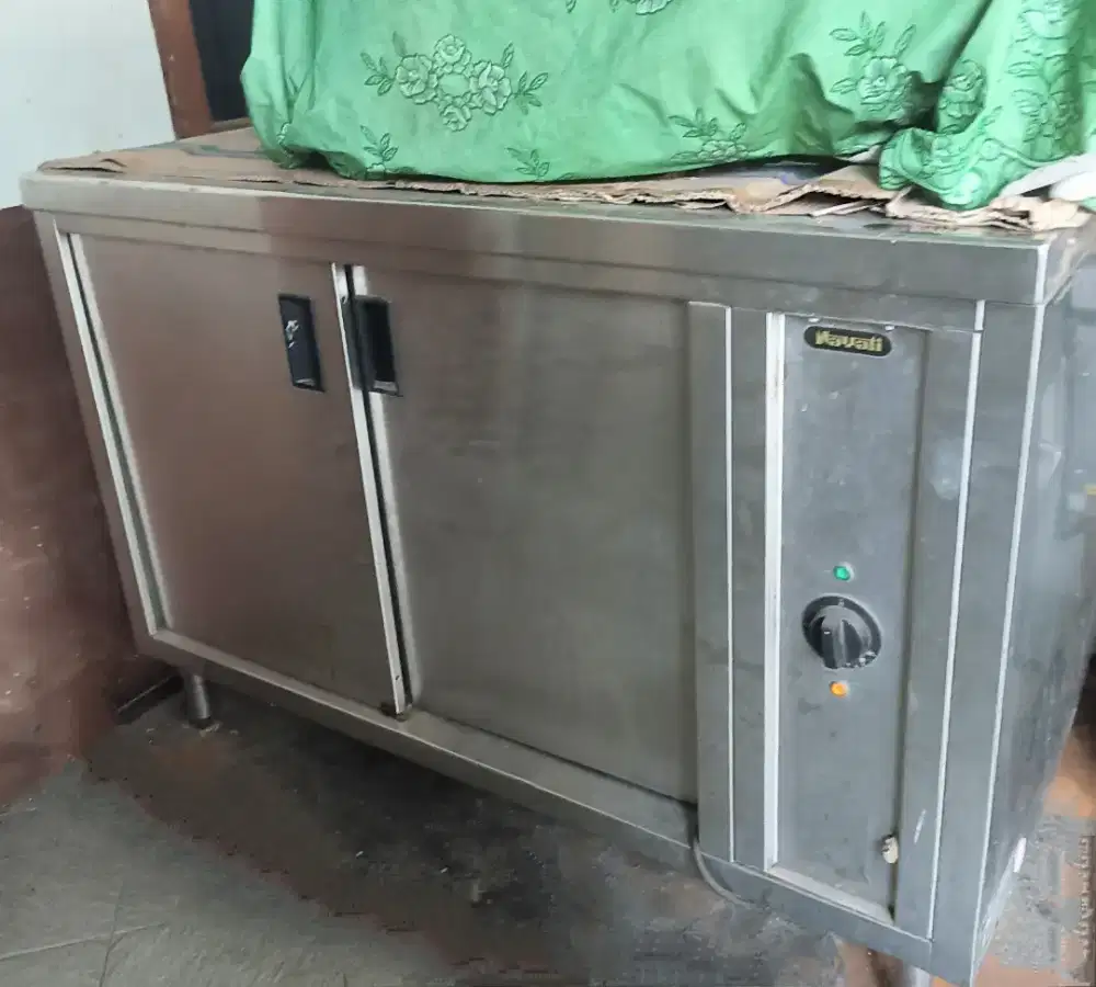 Meja kabiner warmer Nayati