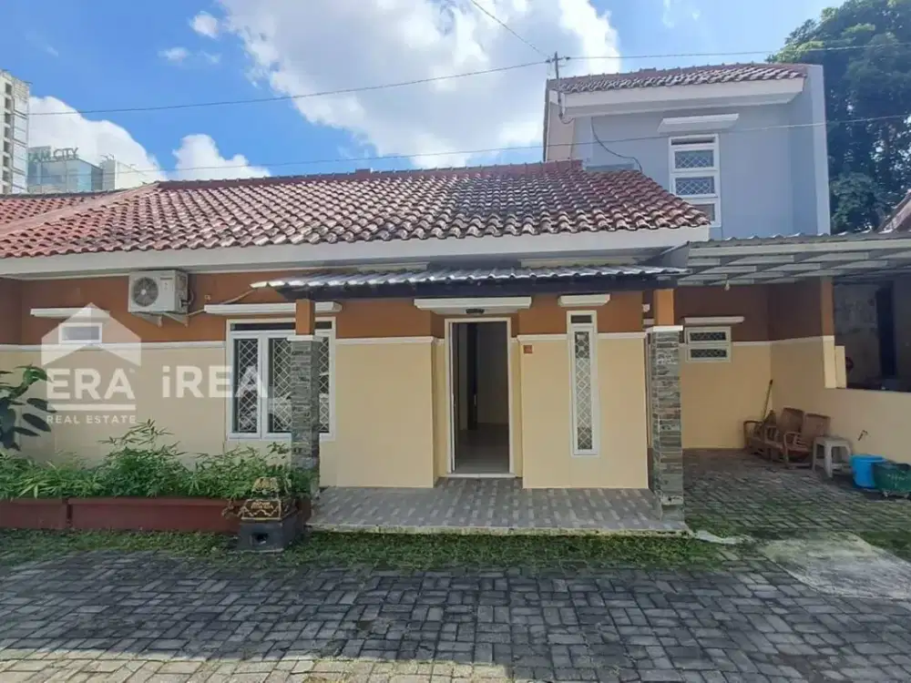 RUMAH DIJUAL DI JOGJA DEKAT HOTEL HYATT