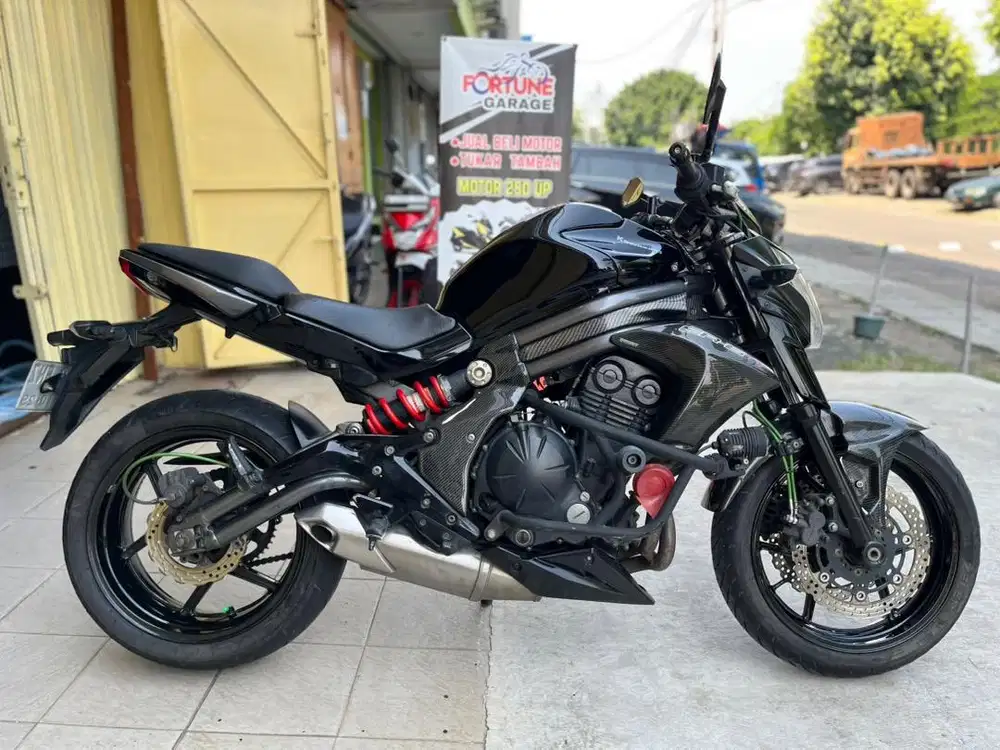 KAWASAKI ER6N HITAM ER6 ER6F NINJA 650 250 ZX25R Z800 Z900 Z1000 Z650