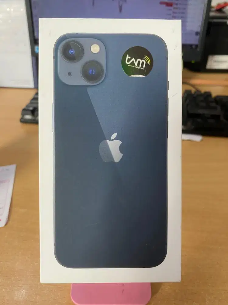 Iphone 13 128 gb warna hitam