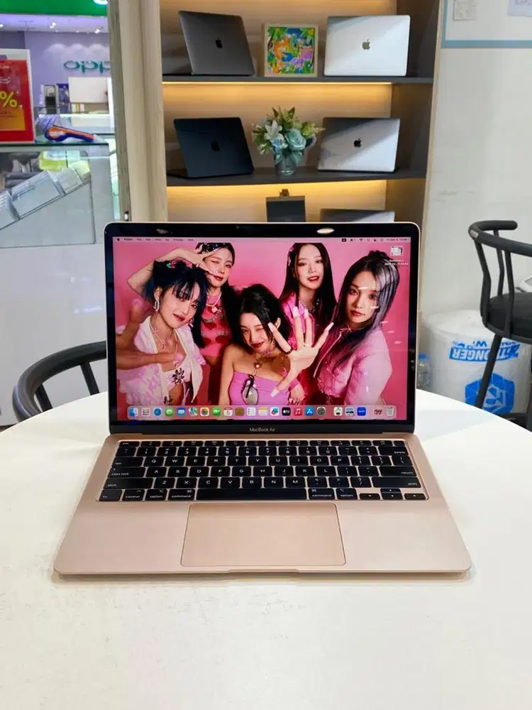 MacBook Air 13 inc 2020 i5 8/256GB Rose Gold