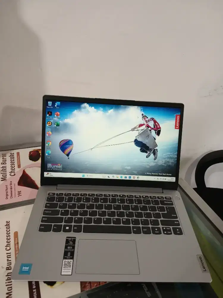 Laptop Lenovo Ideapad Slim 1 Intel N4020 Ram 8 Ssd 256 Garansi 2027