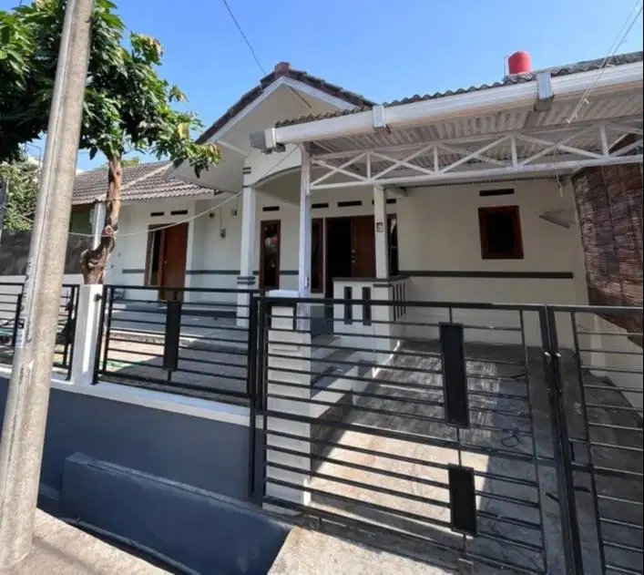 Disewakan Rumah Nyaman Strategis di Permata Puri, Ngaliyan, Semarang