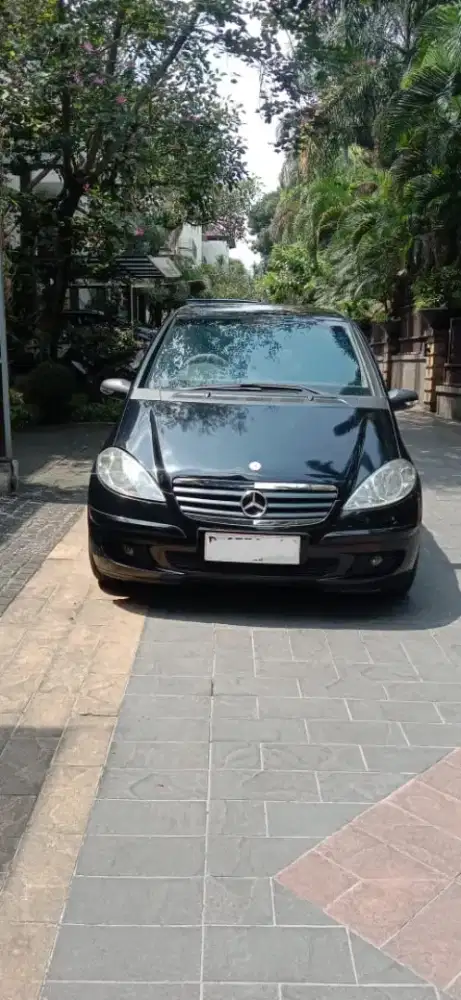 Mercedes Benz A150 bensin 1500 cc automatic 09/2005 hatchback minibus