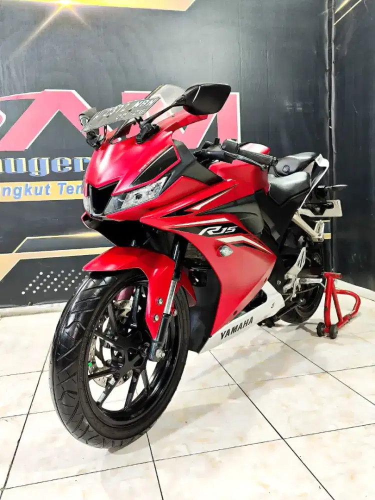 Yamaha all new R15 VVA V3 TH 2018 merah siap pakai