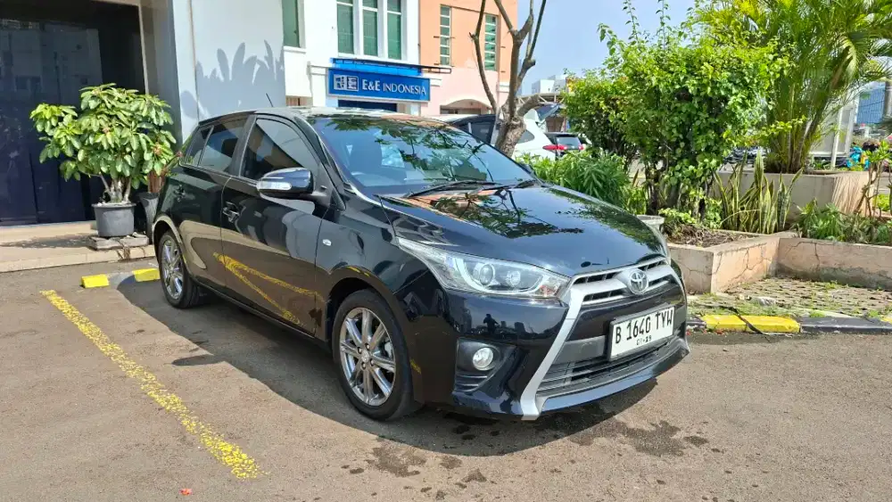 Toyota Yaris G AT 2014 Hitam