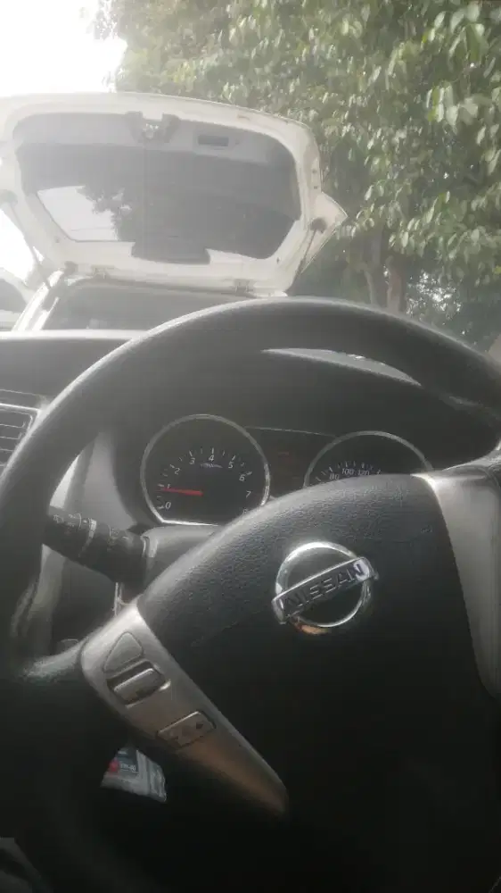 Yang membutuhkan jasa pengemudi.