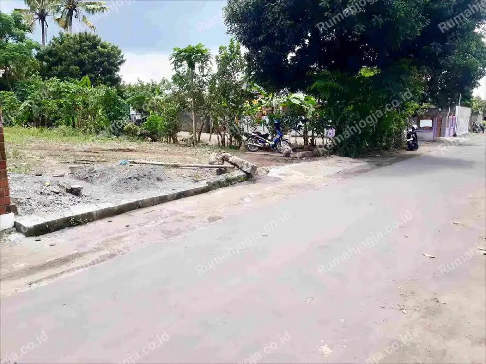 tanah murah jalan palagan area hotel hyatt Al Azhar dan kampus ugm