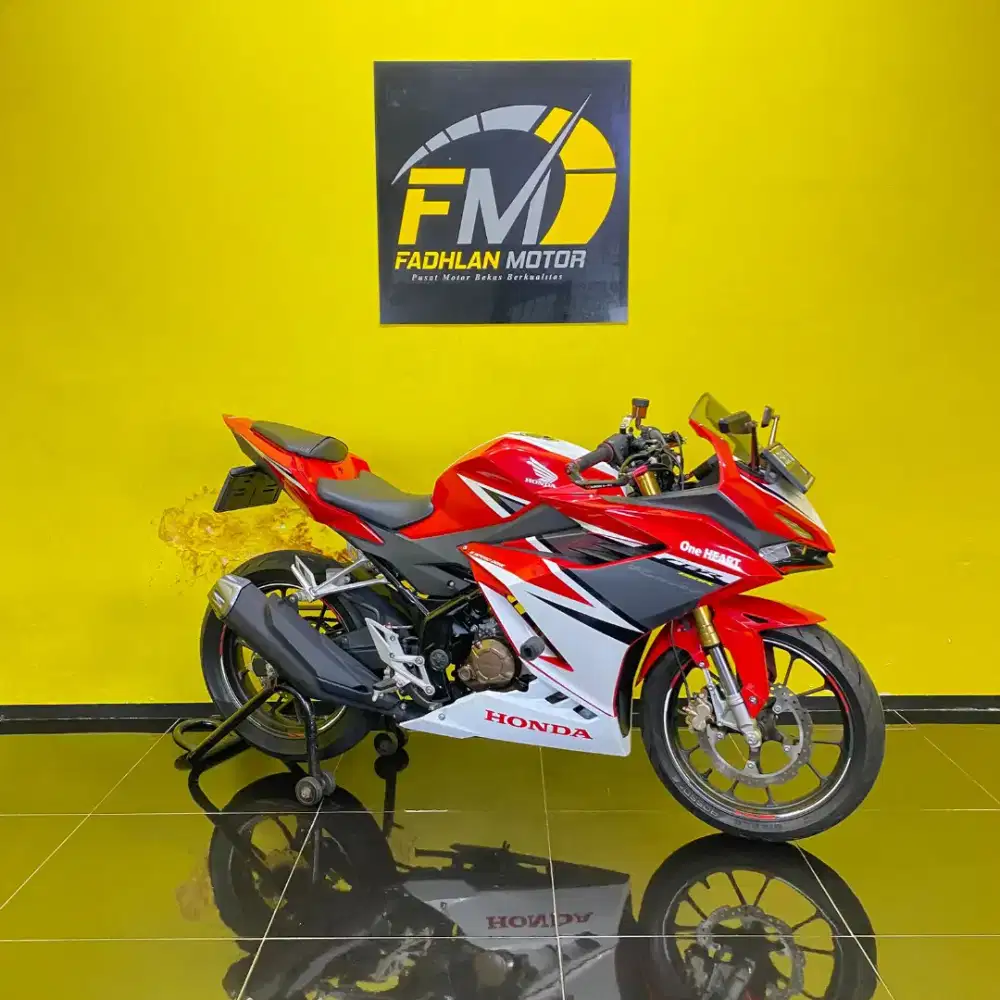 Honda CBR 150 new 2021 kunci lengkap km super low