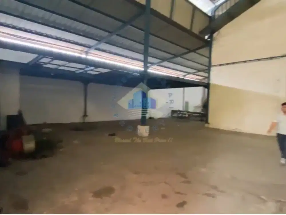 DIJUAL MURAH - Pabrik di Jl Kp Bayur,Sepatan - Tangerang.