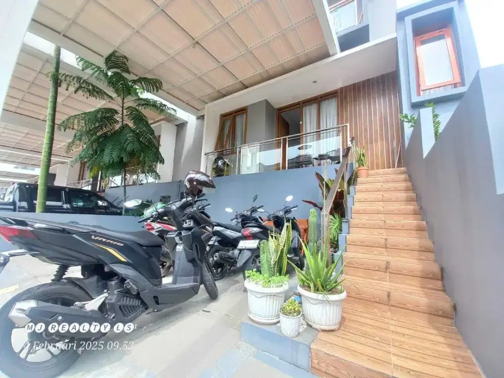 Rumah HOOK Minimalis Siap Huni Area Dago di Awiligar dkt Cigadung Bdg