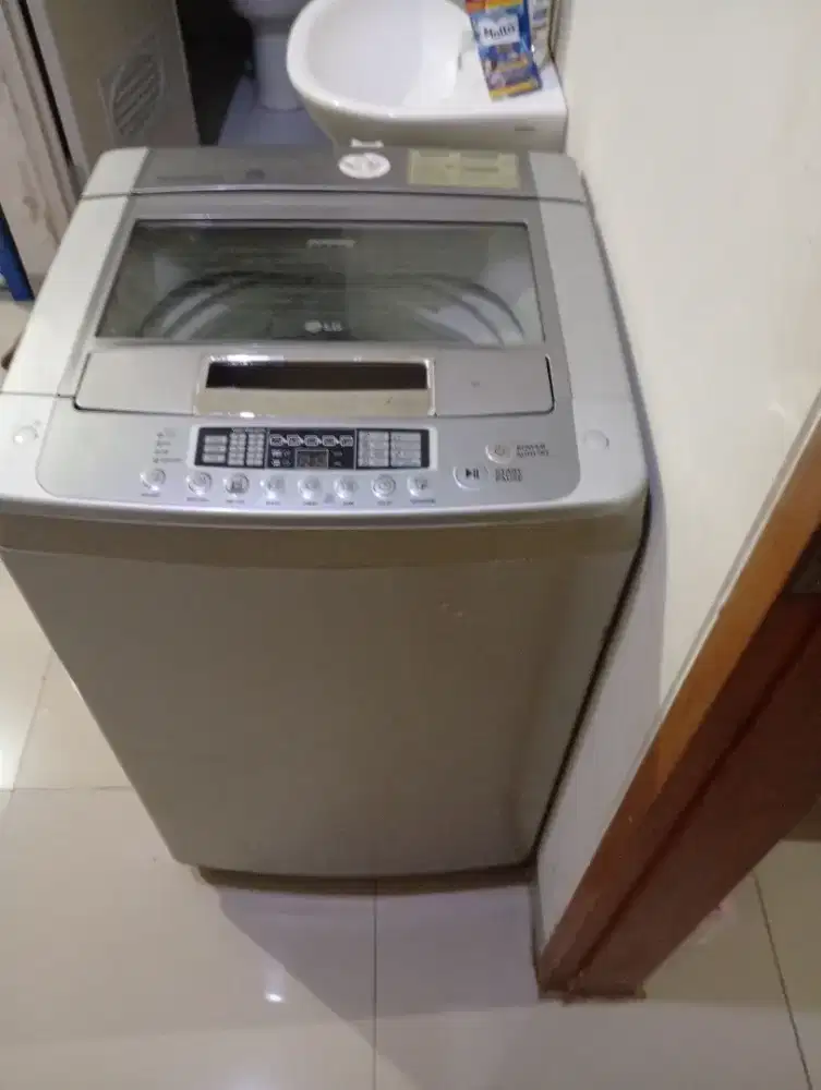 Mesin cuci LG  bekas