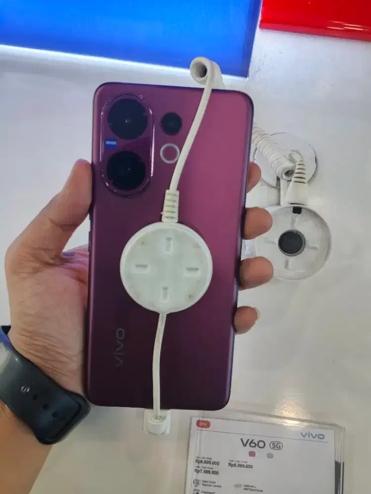 Kredit handphone Vivo V60 5G