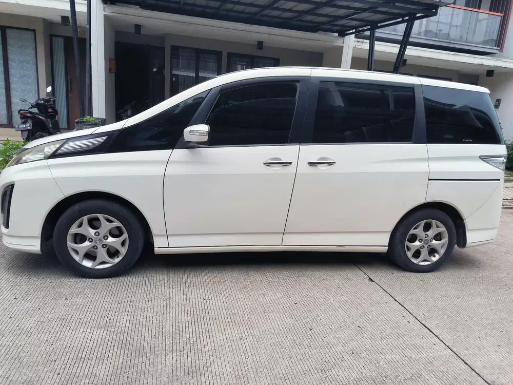 Mazda Biante 2013 Bensin