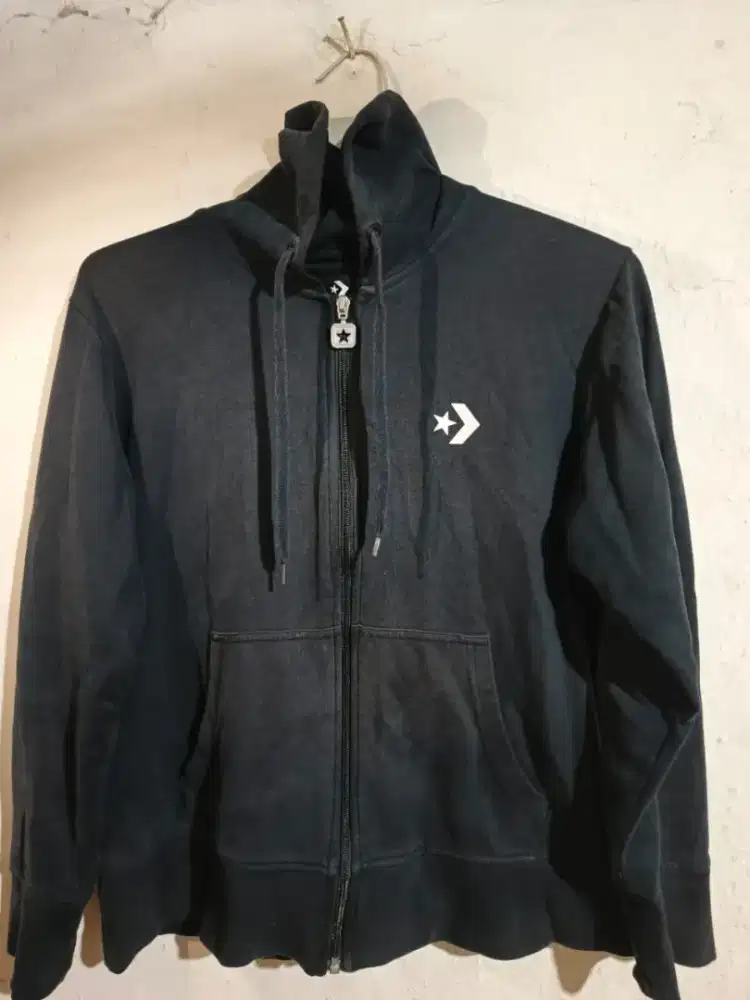 jaket Converse pria Warna hitam - HSC 2025