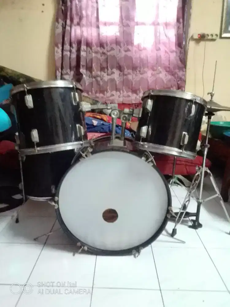 Di jual drum merek hollyrock minus sesuai foto