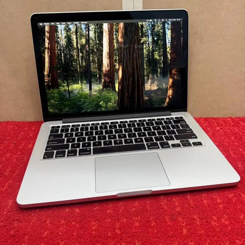 MacBook Pro 13 inch Retina 2015 CTO 16/256GB