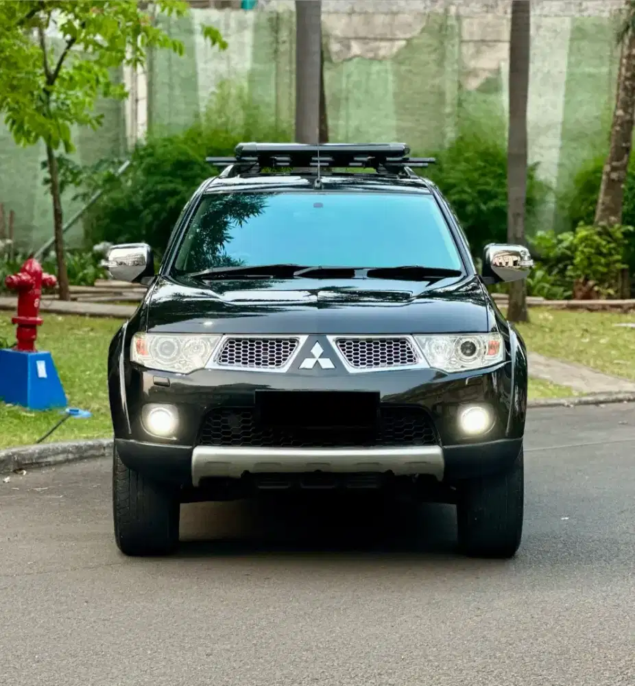 [KM 60RB] Mitsubishi Pajero Sport Dakar 2012 Hitam Matic Full Original