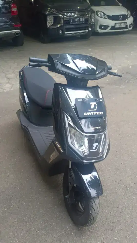 Motor listrik united