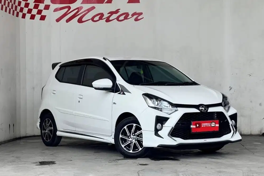 TOYOTA AGYA GR 1.2 A/T 2022 PUTIH