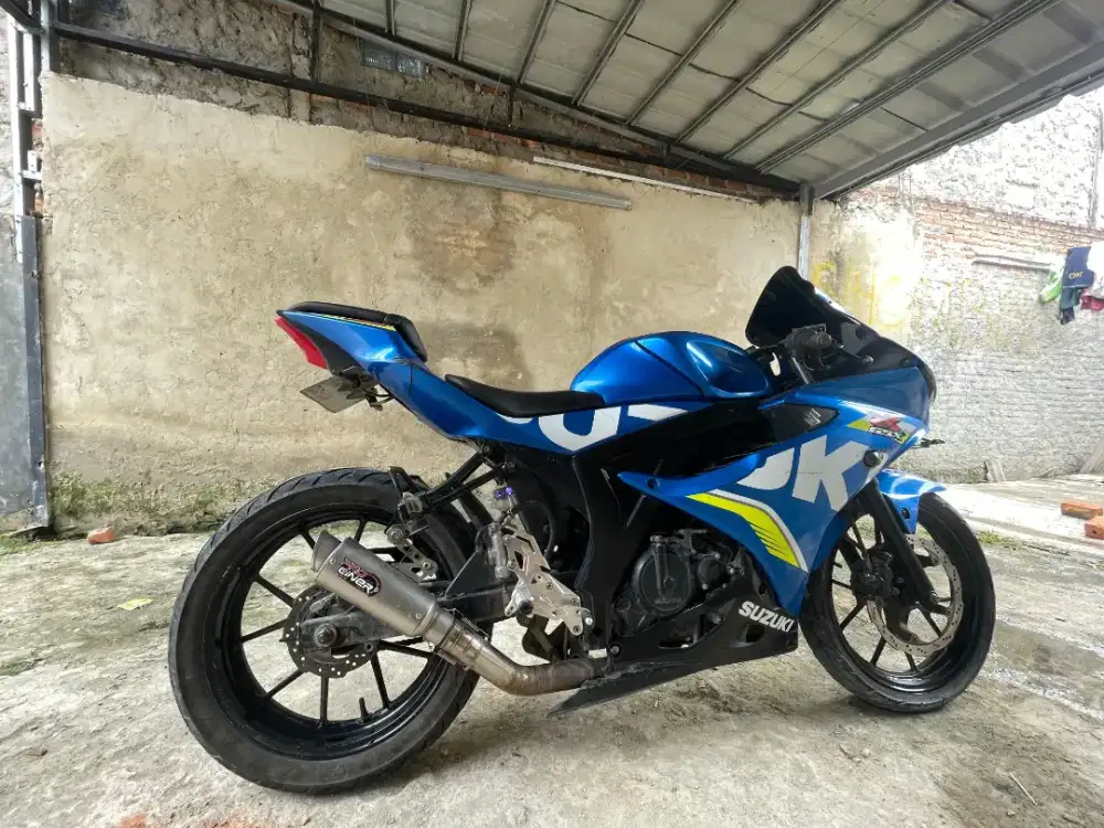 Suzuki GSX R 150 CC
