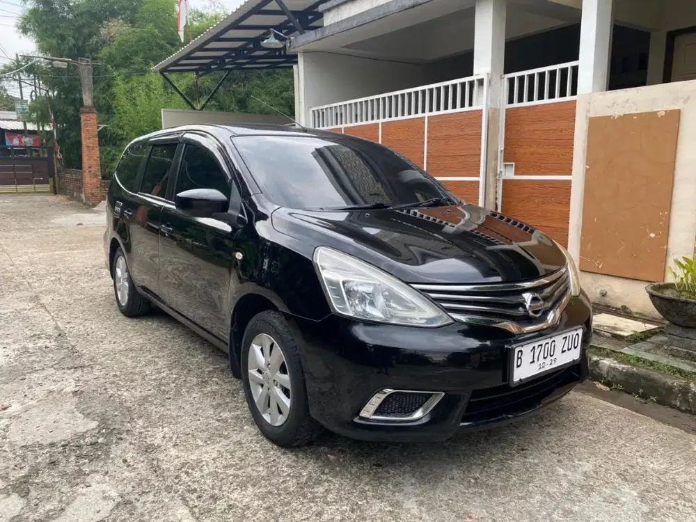 Nissan Grand Livina 2013/2014 Matic 2015 Bt 2010, 2011 2012