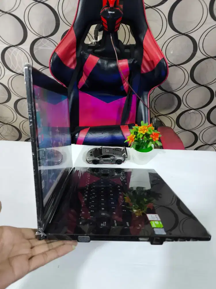 Laptop Asus pro i7 ram 8 nvdia