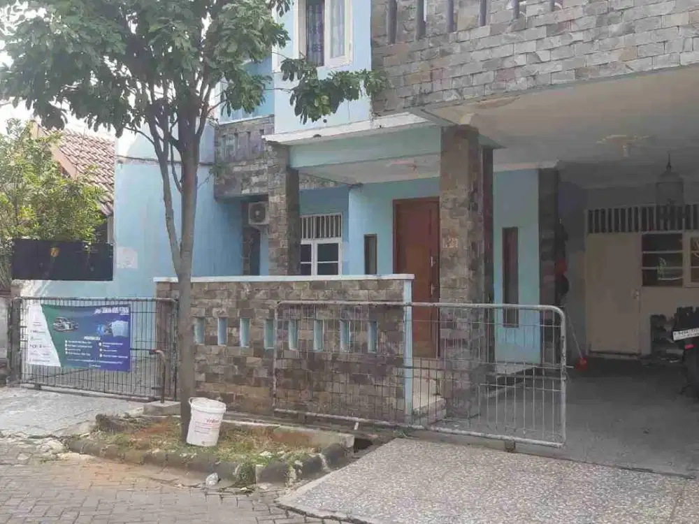 Rumah kokoh tingkat jual murah di Kemang Pratama, RAWALUMBU