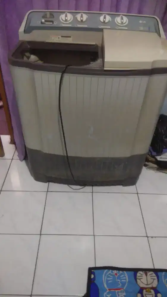 Mesin cuci LG kapasitas 9kg