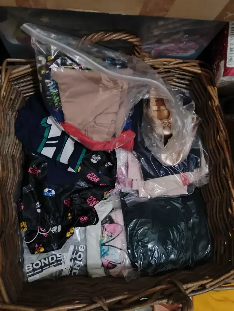 Borongan baju impor australia branded ori baru bukan bal