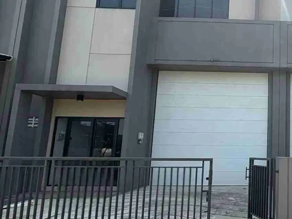 Disewakan Cepat Gudang Baru Taman Tekno Luas 180 m2 Ada Office di BSD