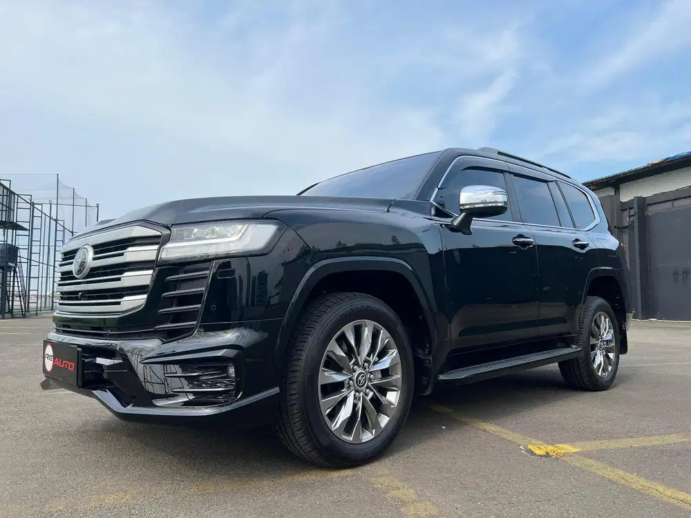 TOYOTA Land Cruiser VX-R 4x4 AT 2024