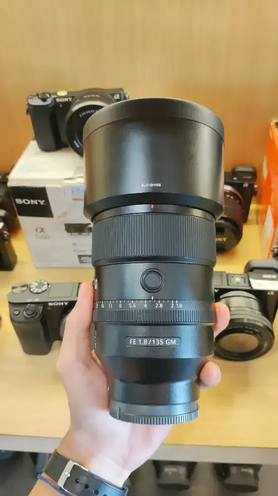 Lensa Sony FE 135mm F1.8 GM. Good Condition