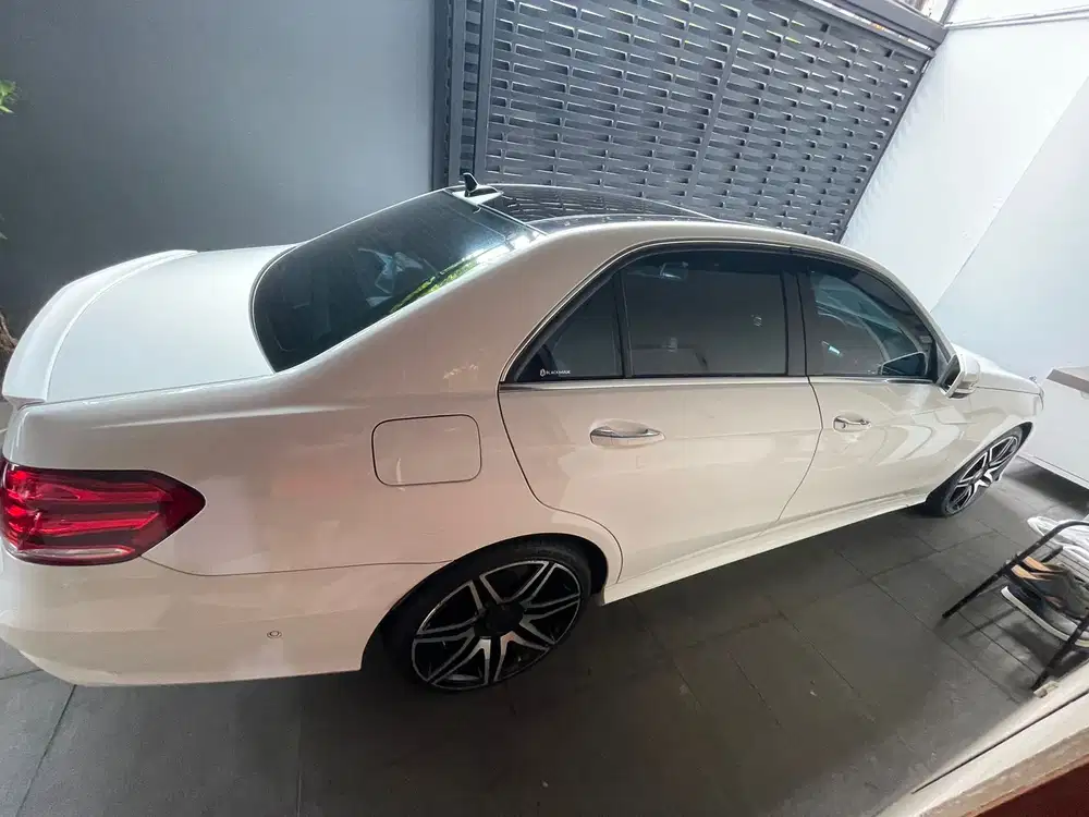 Mercedes-Benz E400 2015 Bensin
